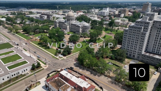CLIP 10 - Jackson, MS slowly descending towards street with Capital building