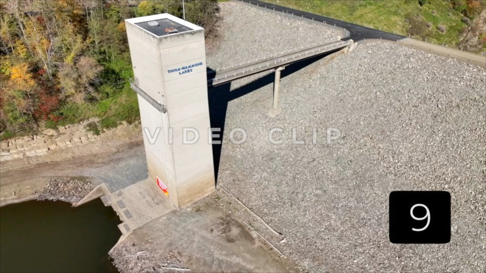 CLIP 9 - Tioga-Hammond Lakes, PA pulling away from signage on tower