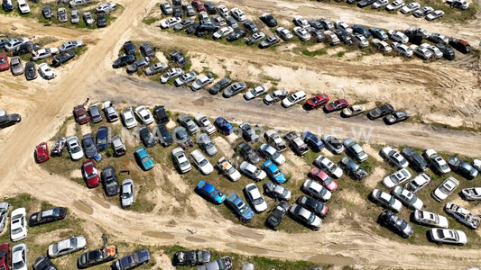 4k Still Frame - Hemingway, SC wrecked cars salvaged for spare parts in junkyard