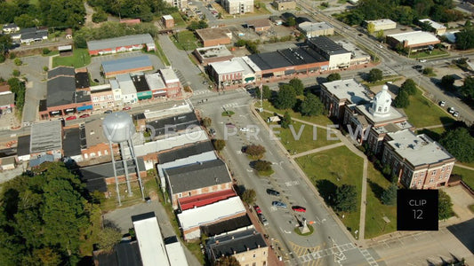 CLIP 12 - Eatonton, GA  - Putnam County Clerk of Courts - reverse flight aerial past courthouse