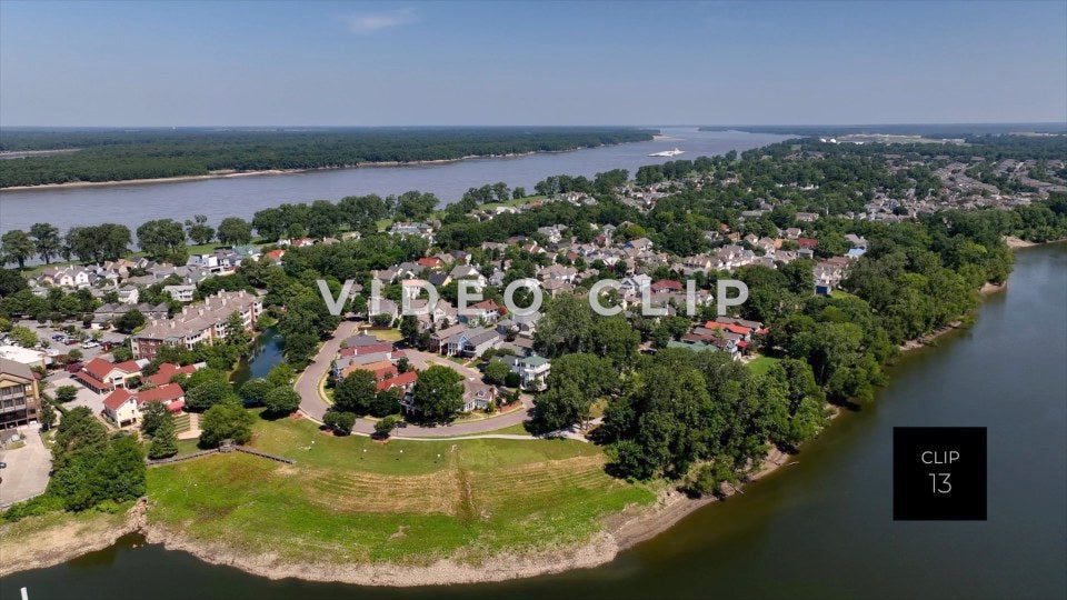 CLIP 13 - Memphis, TN neighborhood homes by Mississippi River