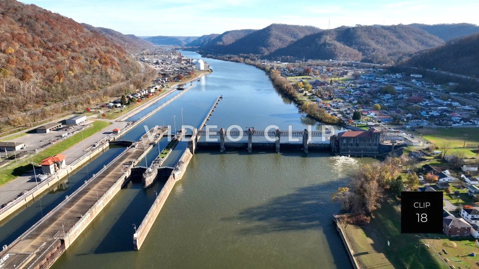 CLIP 18 - Charleston, WV Marmet Locks on Kanawha River