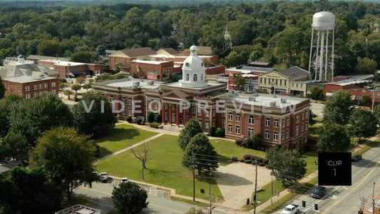 CLIP 1 - Eatonton, GA - Putnam County Clerk of Courts - rising up over courthouse to see distant horizon
