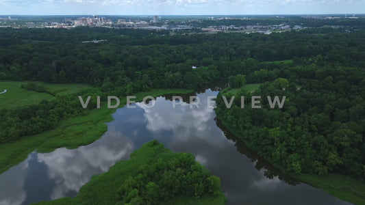 Video - Crystal Lake Park - Jackson, MS, Lake and City Skyline