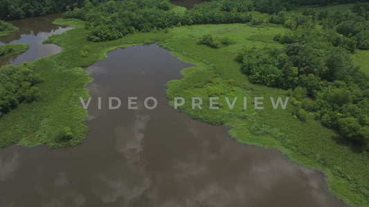 Video - Crystal Lake Park - Jackson, MS Low Flight and turn over Lake