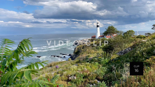 CLIP 16 - Maine Coast Lighthouse at Fort Williams with sound