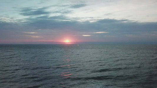 Video - Sunrise at vacation destination Litchfield Beach in South Carolina